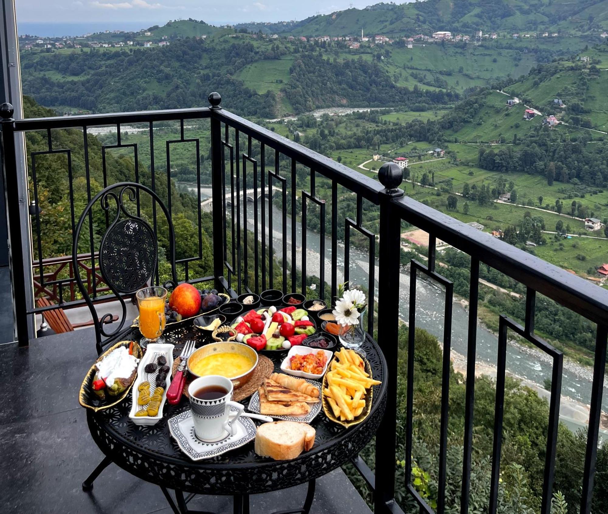 Villa Rizehayatburdabungalov à Ardeşen Extérieur photo