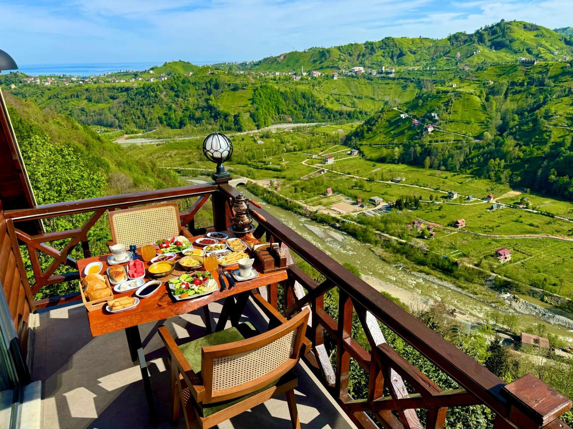 Villa Rizehayatburdabungalov à Ardeşen Extérieur photo